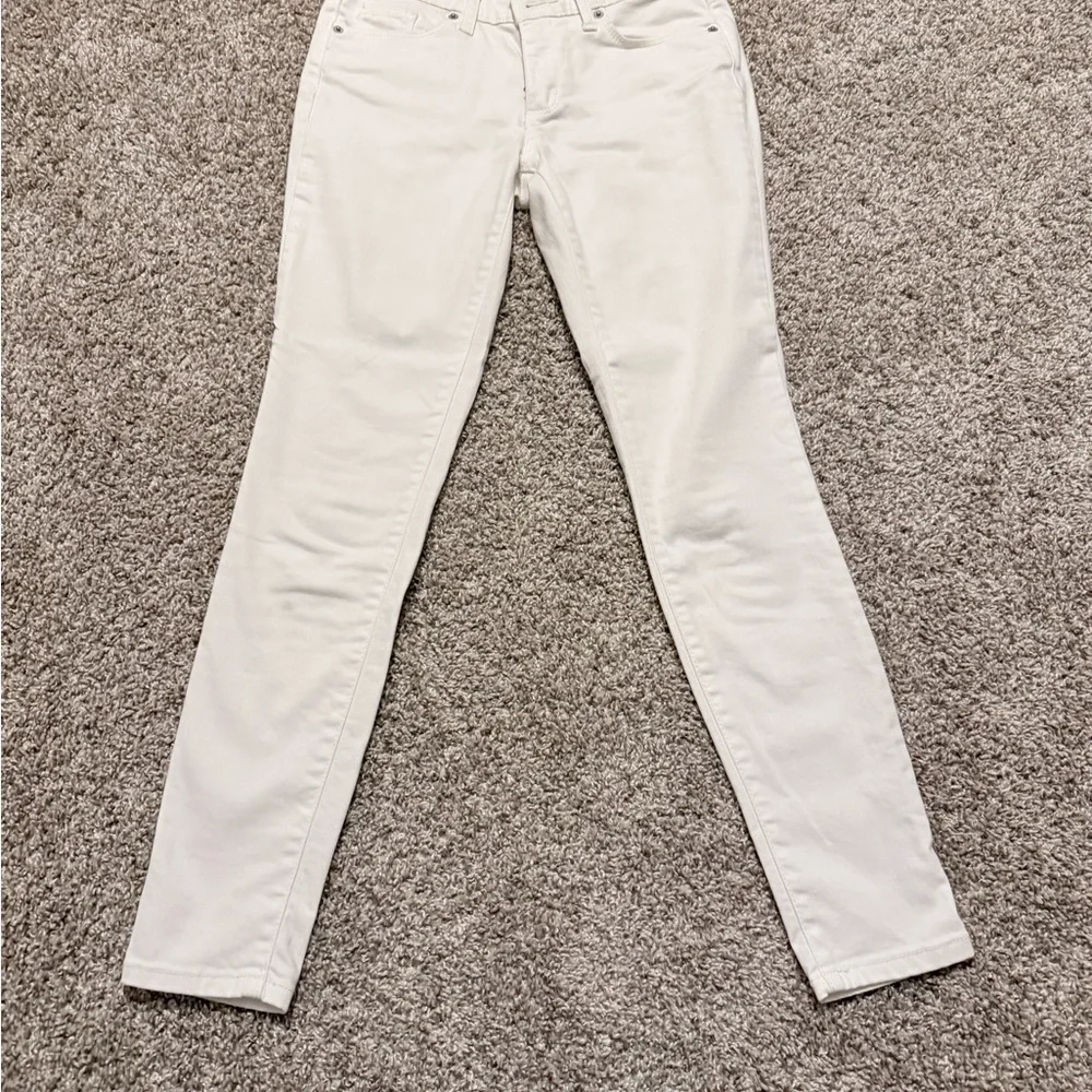 Universal Thread Jeans - Picture 2 of 5